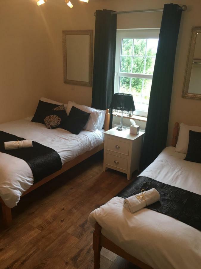 Drumhouse Guesthouse Knock  Kültér fotó